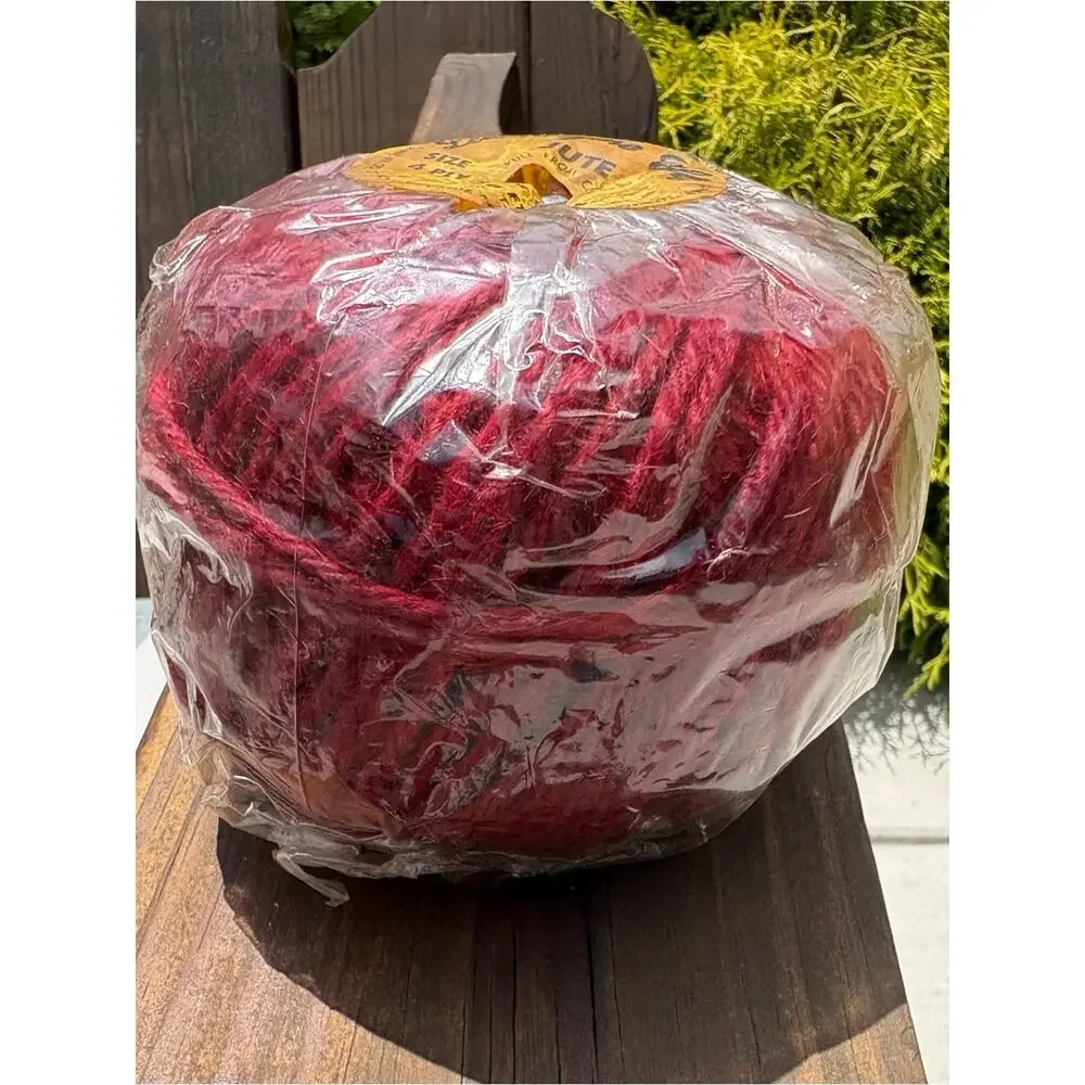 Leisuretyme Crafts Dark Red Jute Yarn 4-Ply - 200 ft